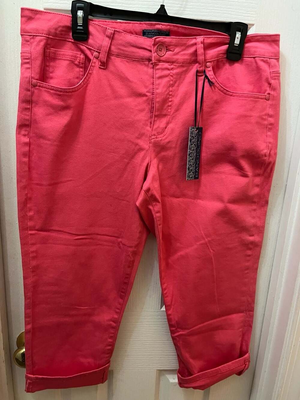 Bandolino Capri Pants Size 14 Coral Pink Cuffed Jeans
